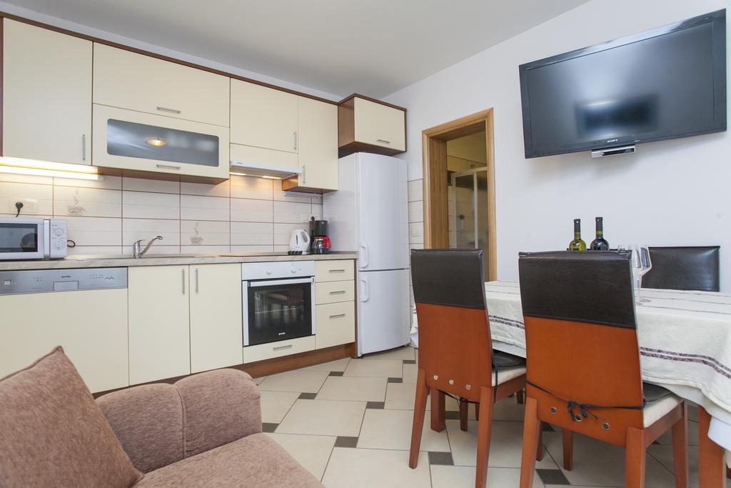 Apartments Villa Maris Lumbarda Quarto foto
